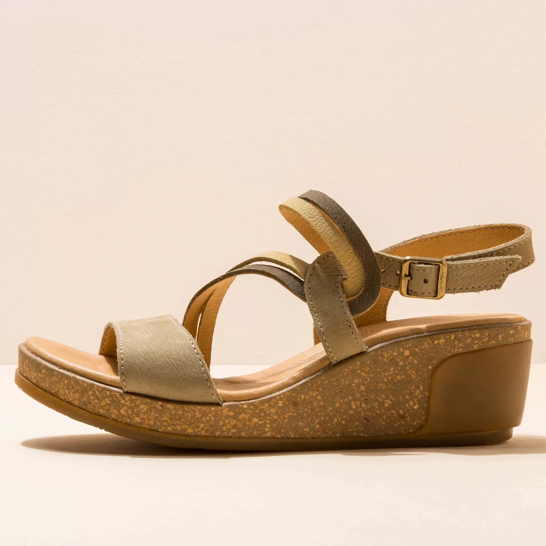 El Naturalista Sandaler<5019 Blade