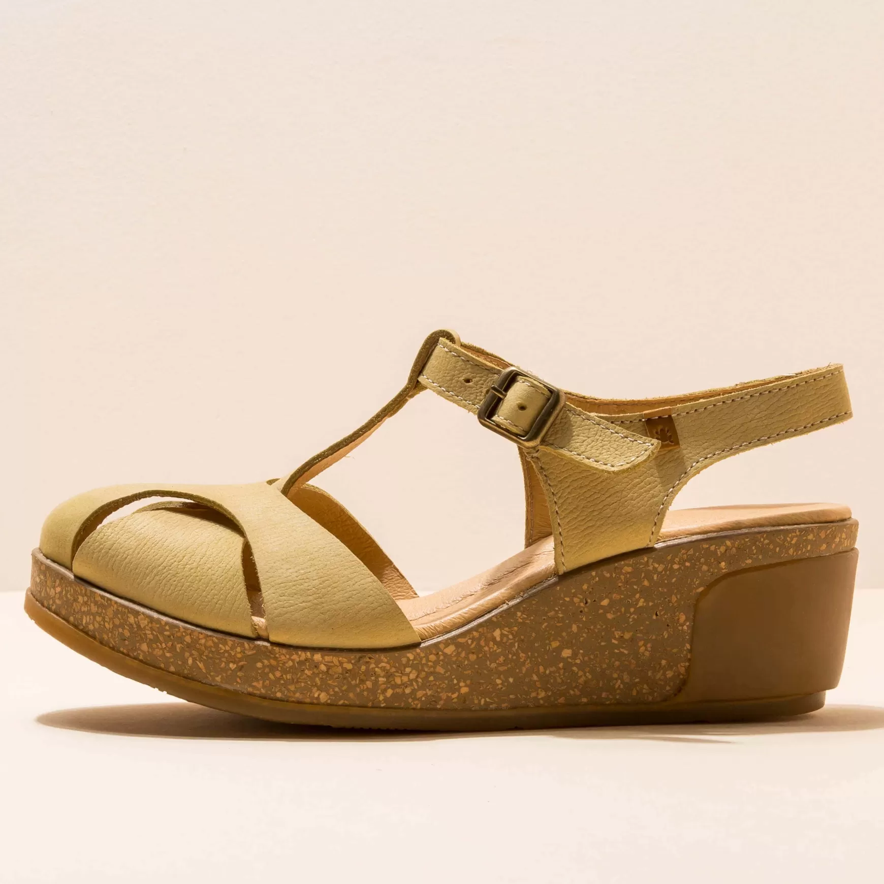 El Naturalista Sandaler<5029 Blade