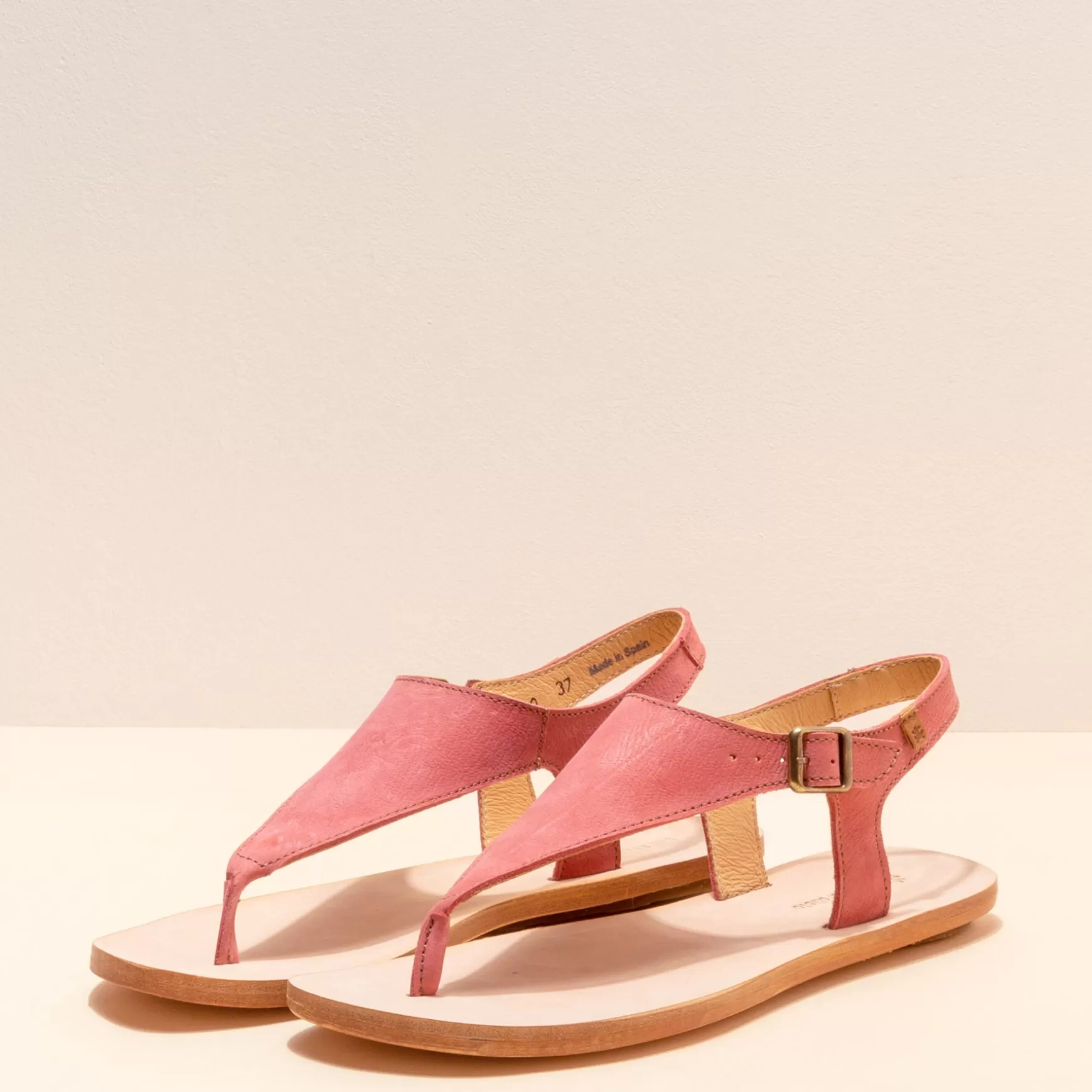 coratina_16.webp El Naturalista Sandaler<5710 Coratina