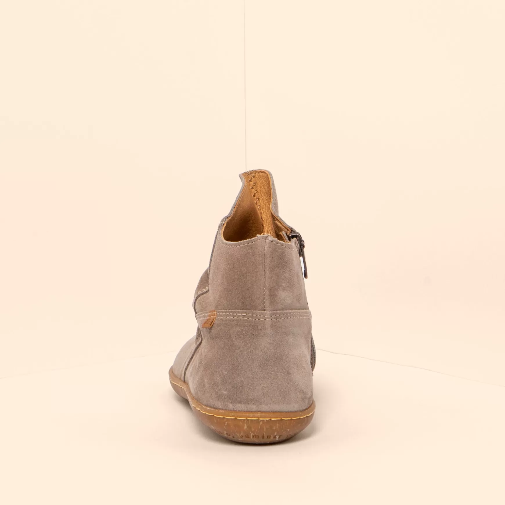 el_viajero_11.webp El Naturalista Ankelstøvler<5291 El Viajero