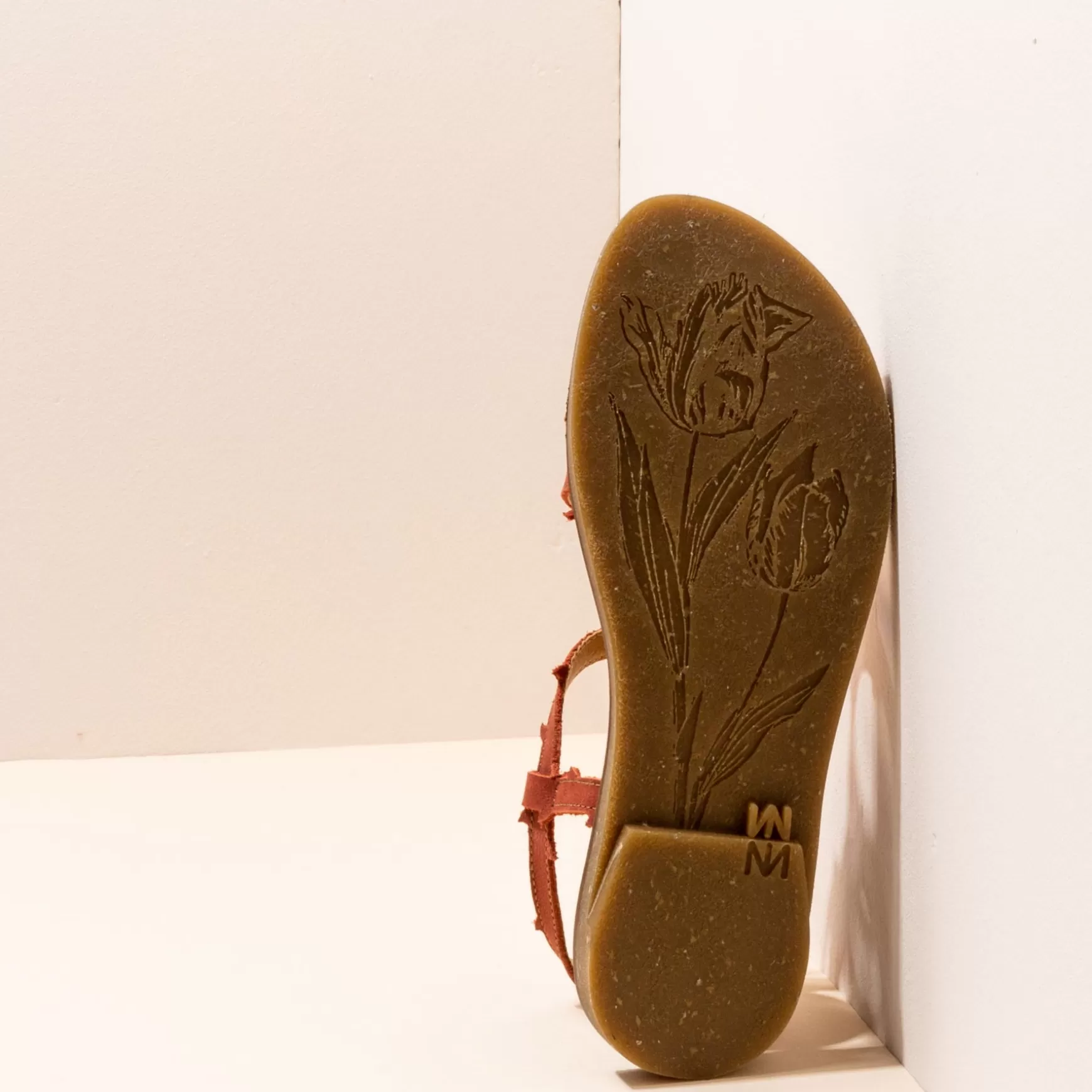 f_tulipan_12.webp El Naturalista Sandaler<5193F Tulipan