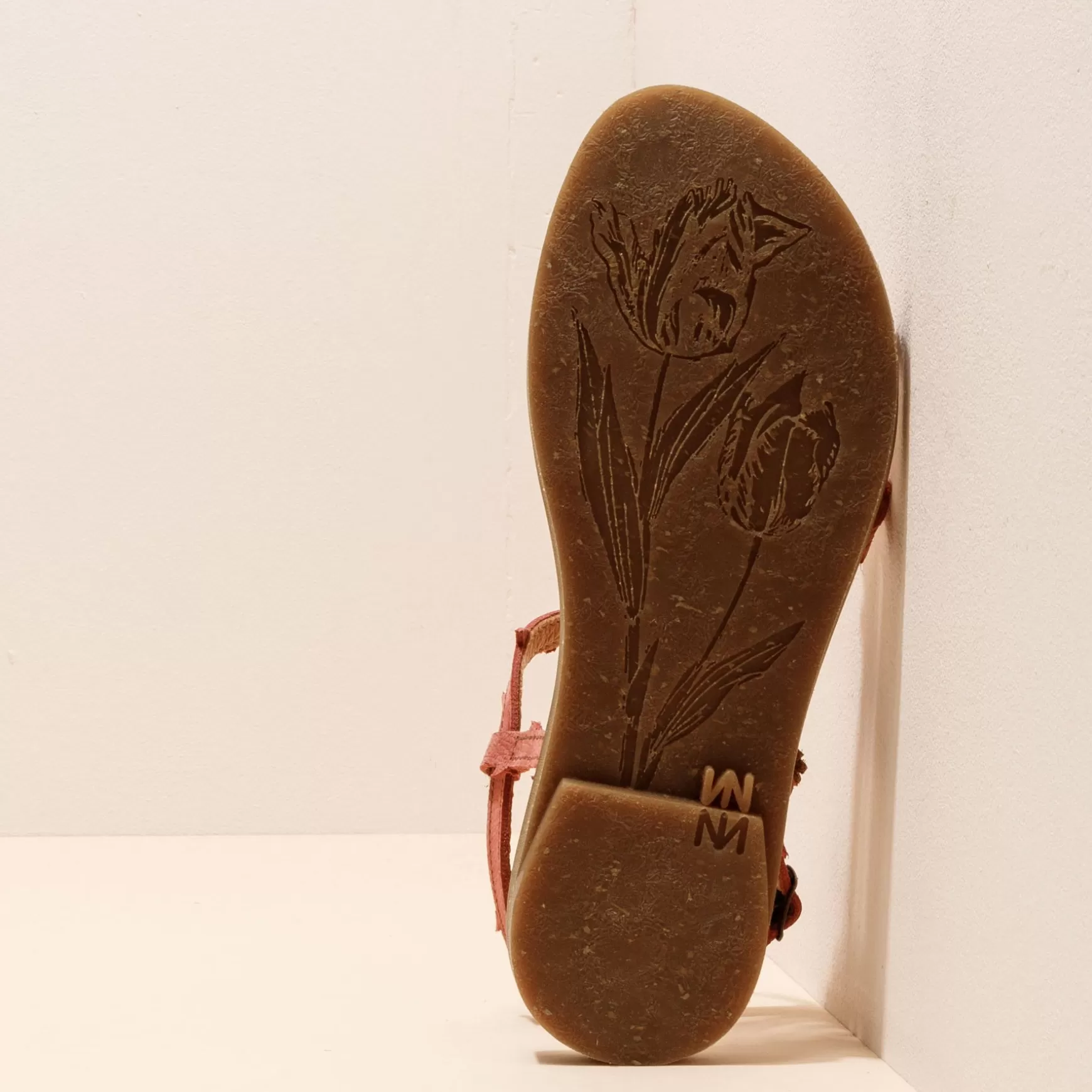 f_tulipan_27.webp El Naturalista Sandaler<5193F Tulipan