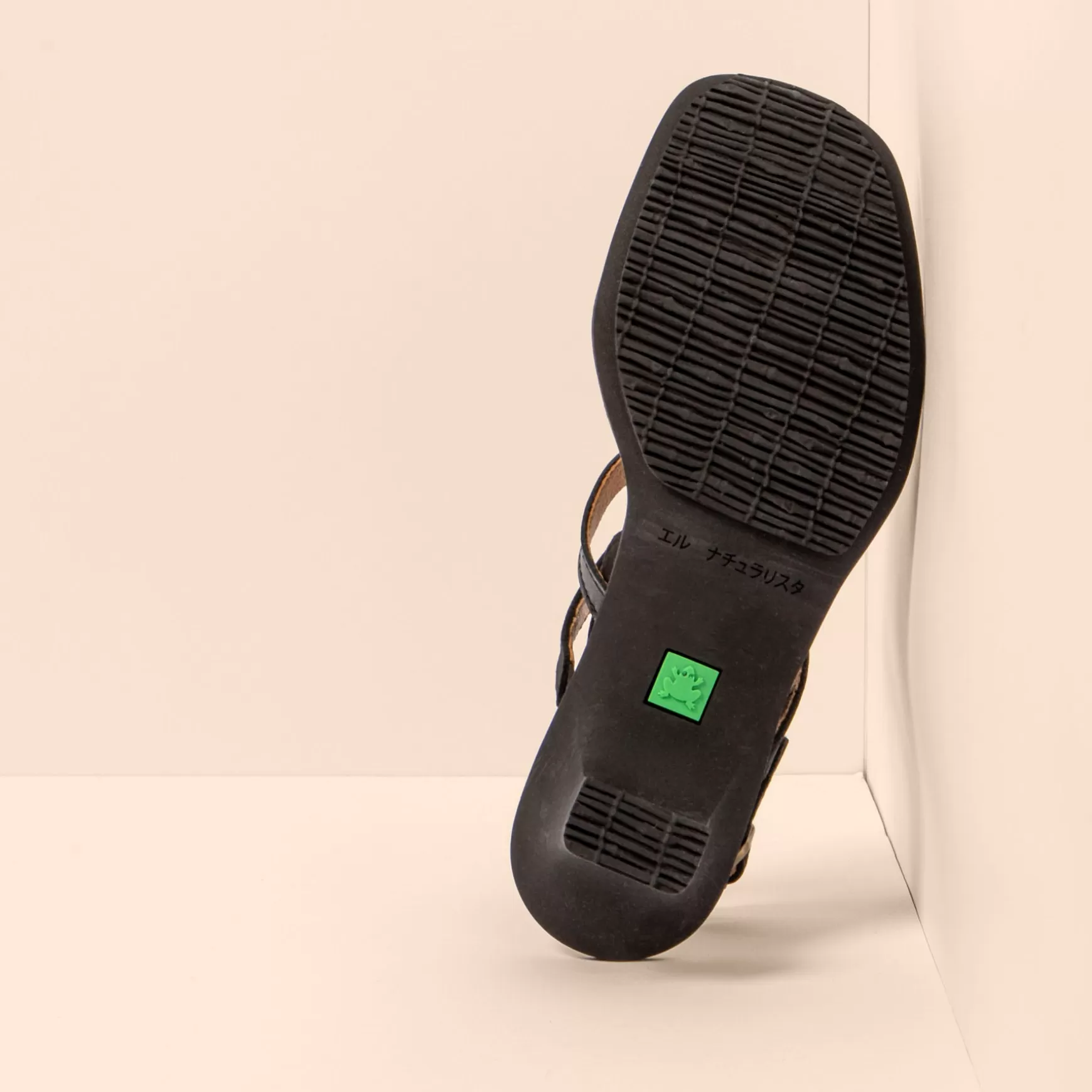 igusa_17-1.webp El Naturalista Sandaler<5993 Igusa