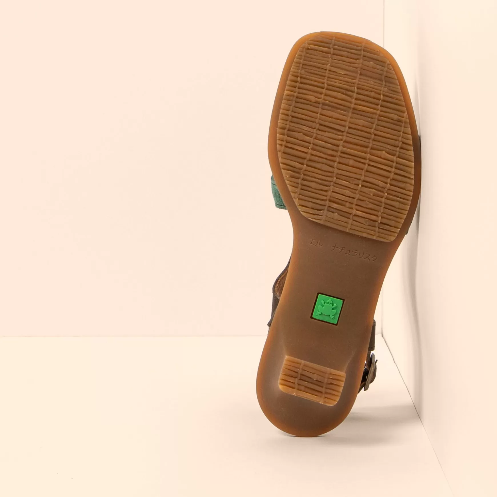 igusa_24-1.webp El Naturalista Sandaler<5992 Igusa