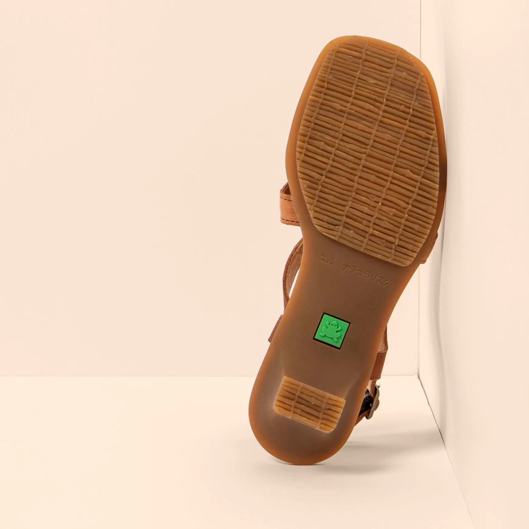 igusa_9-3.webp El Naturalista Sandaler<5992 Igusa