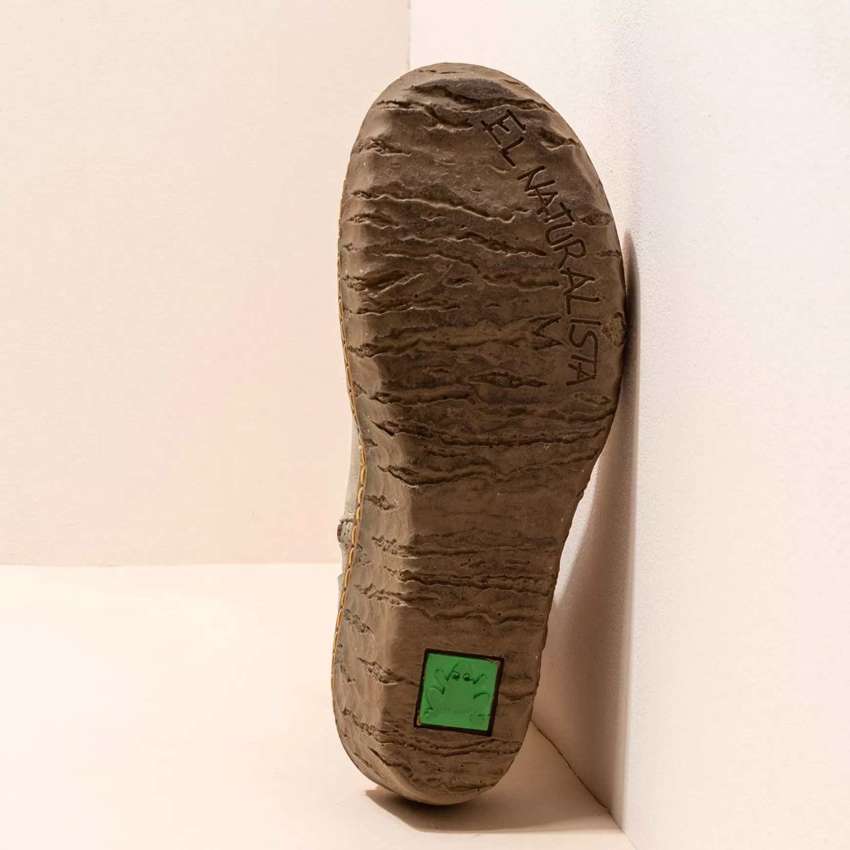 myte_yggdrasil_12-2.webp El Naturalista Ankelstøvler<5165 Myte Yggdrasil