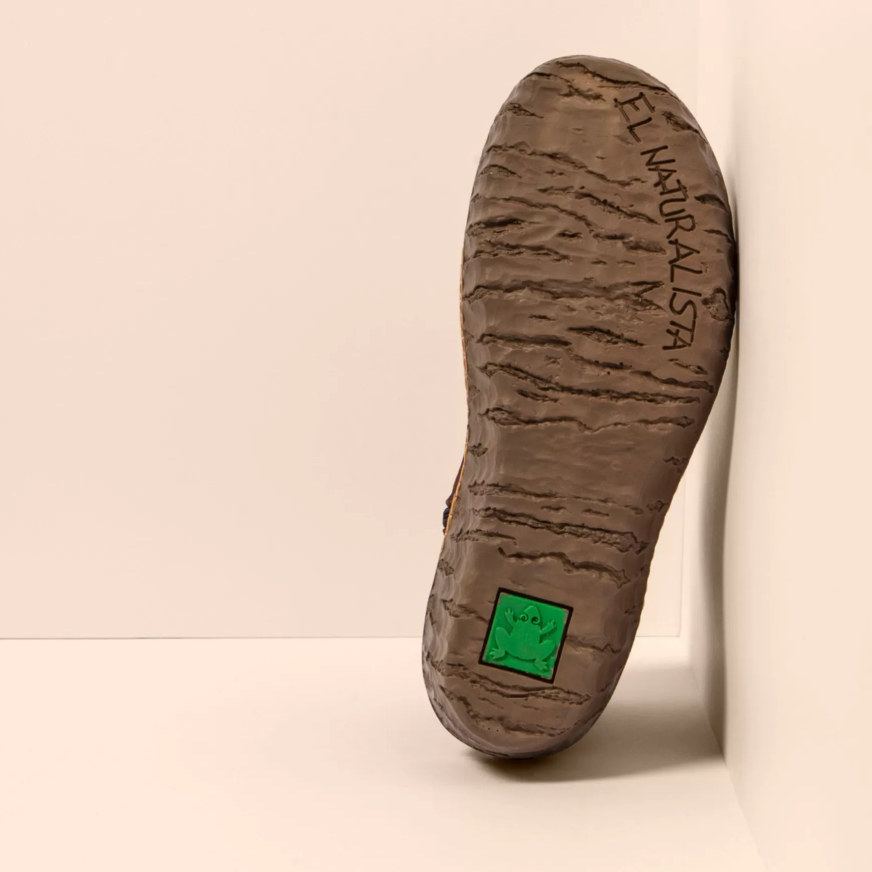 myte_yggdrasil_17-1.webp El Naturalista Ankelstøvler<5133 Myte Yggdrasil