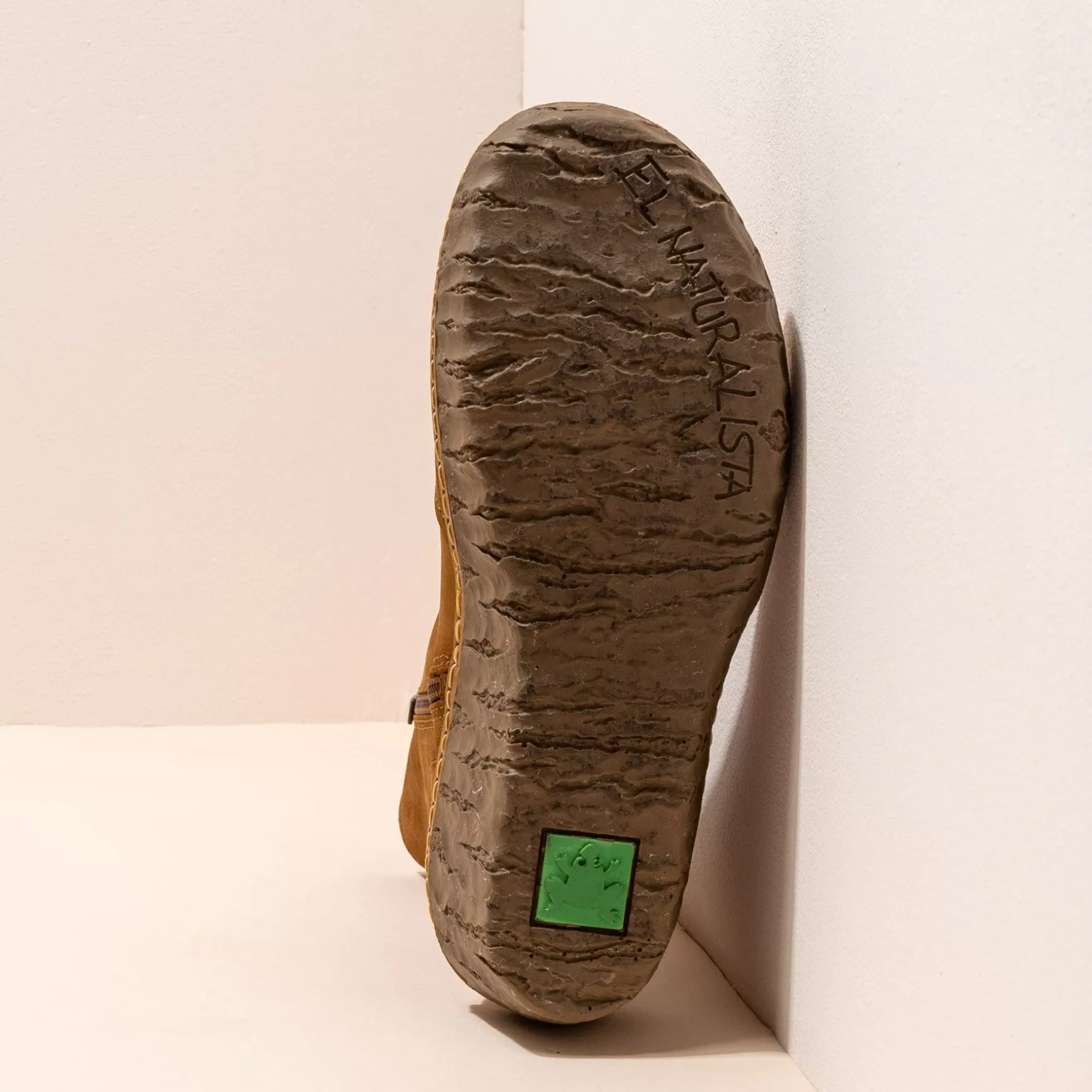 myte_yggdrasil_2-4.webp El Naturalista Ankelstøvler<5165 Myte Yggdrasil