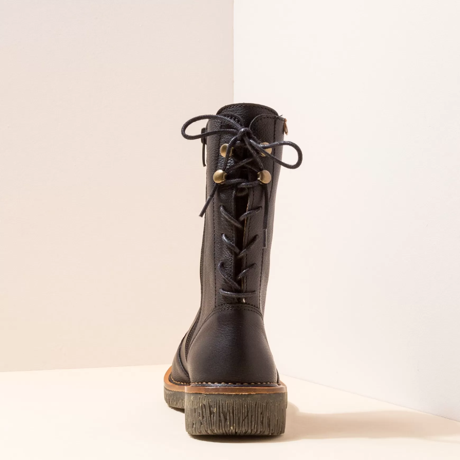 vulkan_4-6.webp El Naturalista Støvler<5577 Vulkan