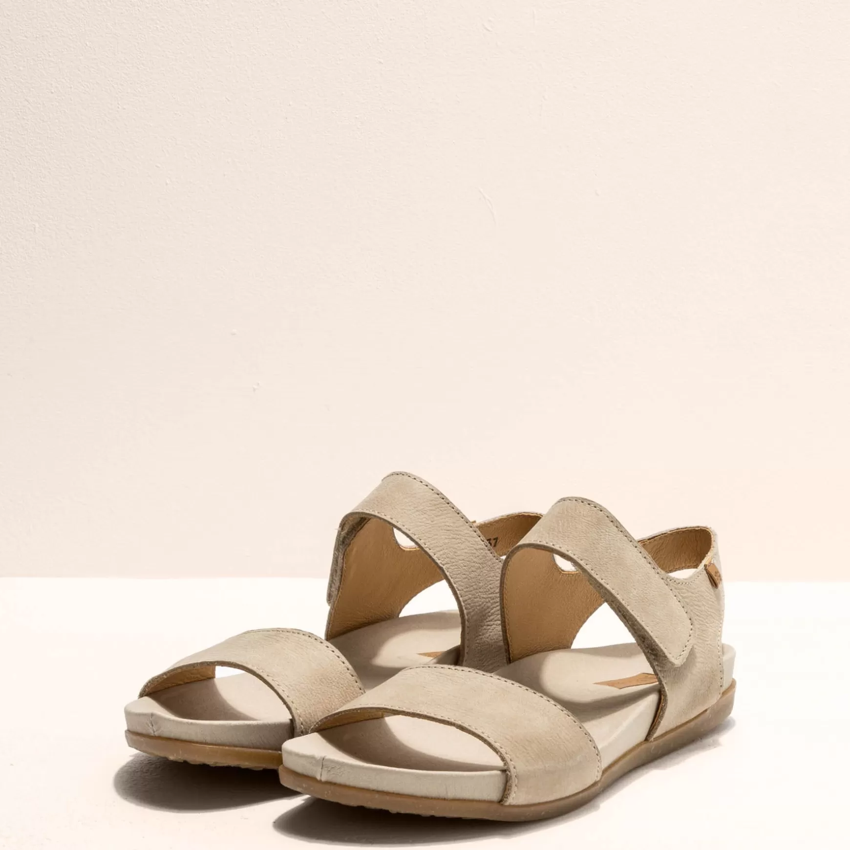 zumaia_11-4.webp El Naturalista Sandaler<5650 Zumaia