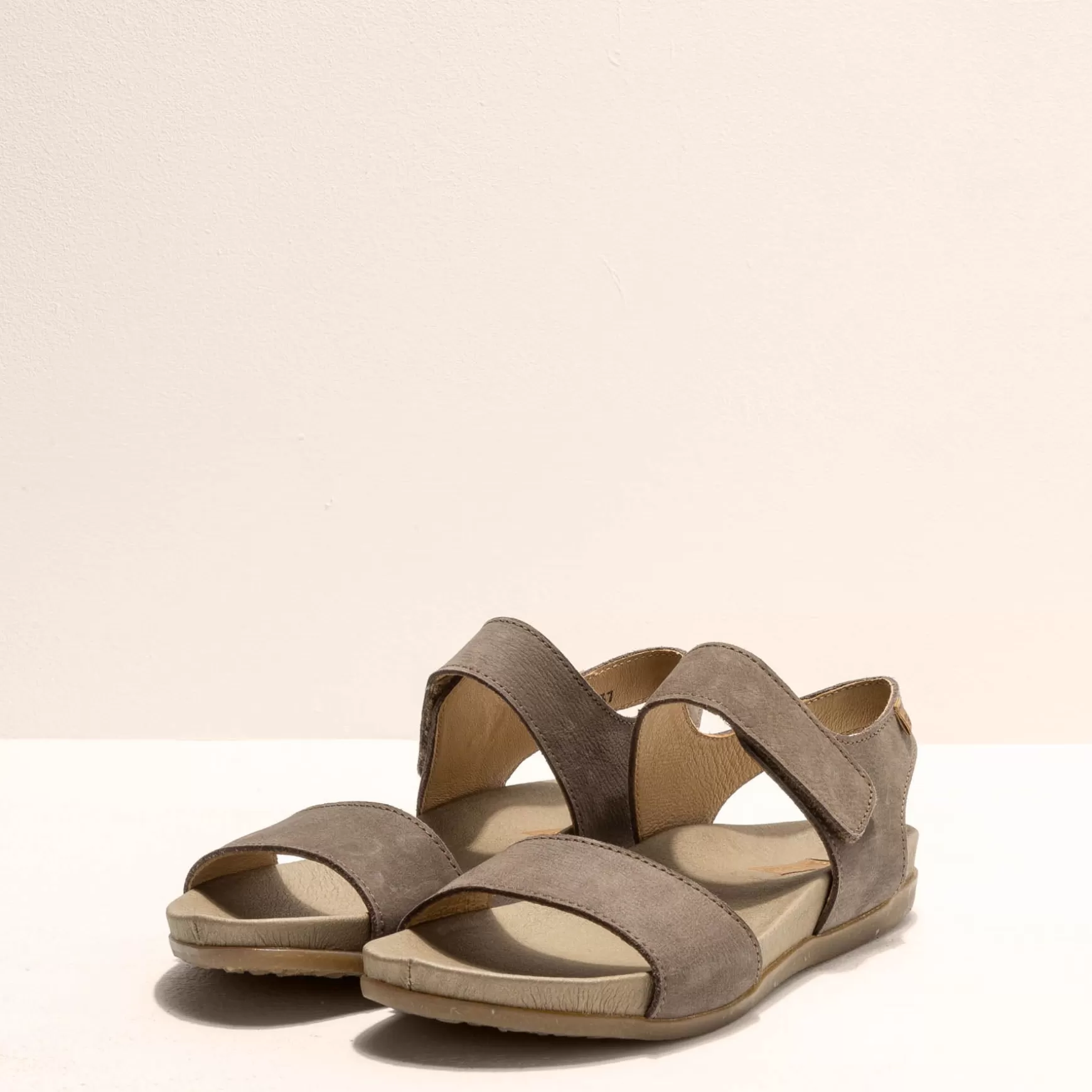 zumaia_6-5.webp El Naturalista Sandaler<5650 Zumaia